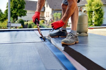 Flat Roofing in Kindred, Florida by Revildor